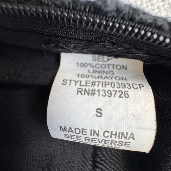 Kendall & Kylie Black Shorts Embroidered Lace Floral Boho Festival Small - Picture 4 of 9